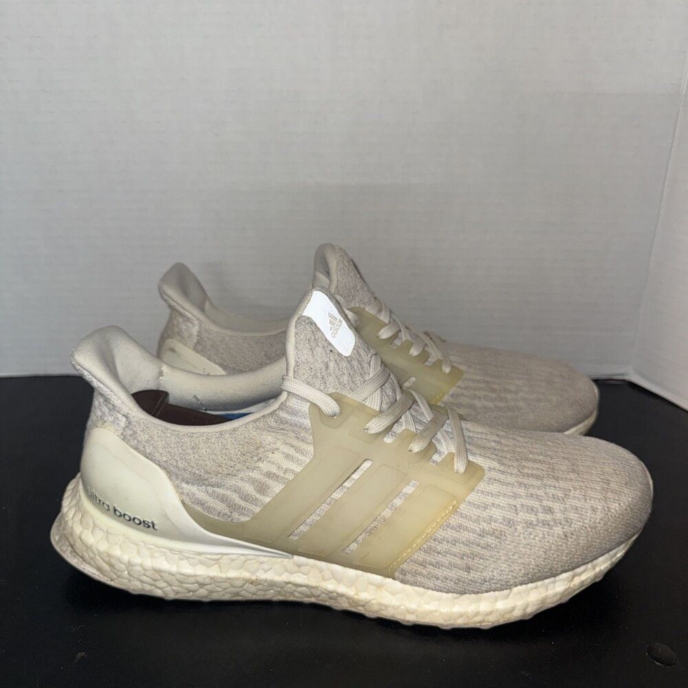 adidas Ultraboost Womens Size 8.5 M  BA7686